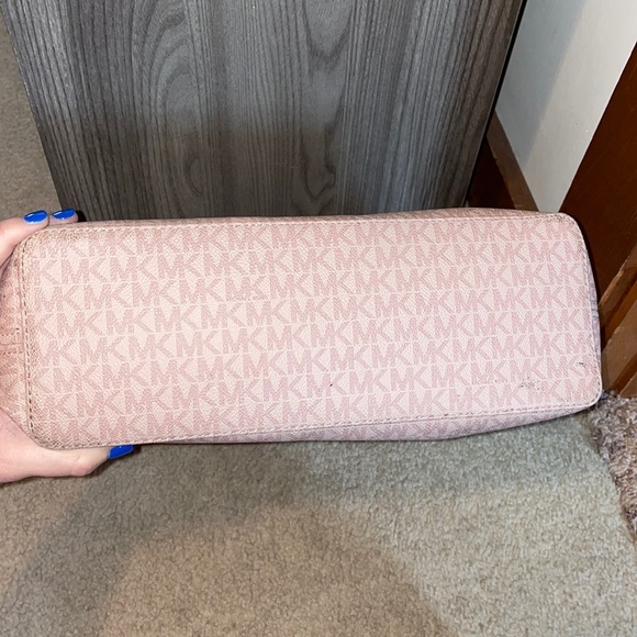 Rose Gold Michael Kors Purse - Picture 10 of 11